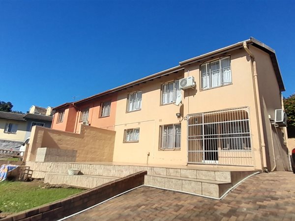 3 Bed Townhouse in Kenville