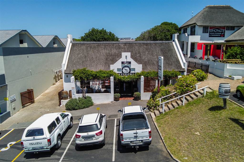 248  m² Commercial space in Stilbaai photo number 3