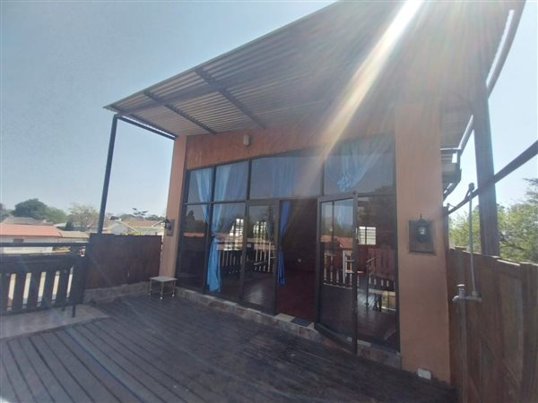 7 Bed House in Delmas