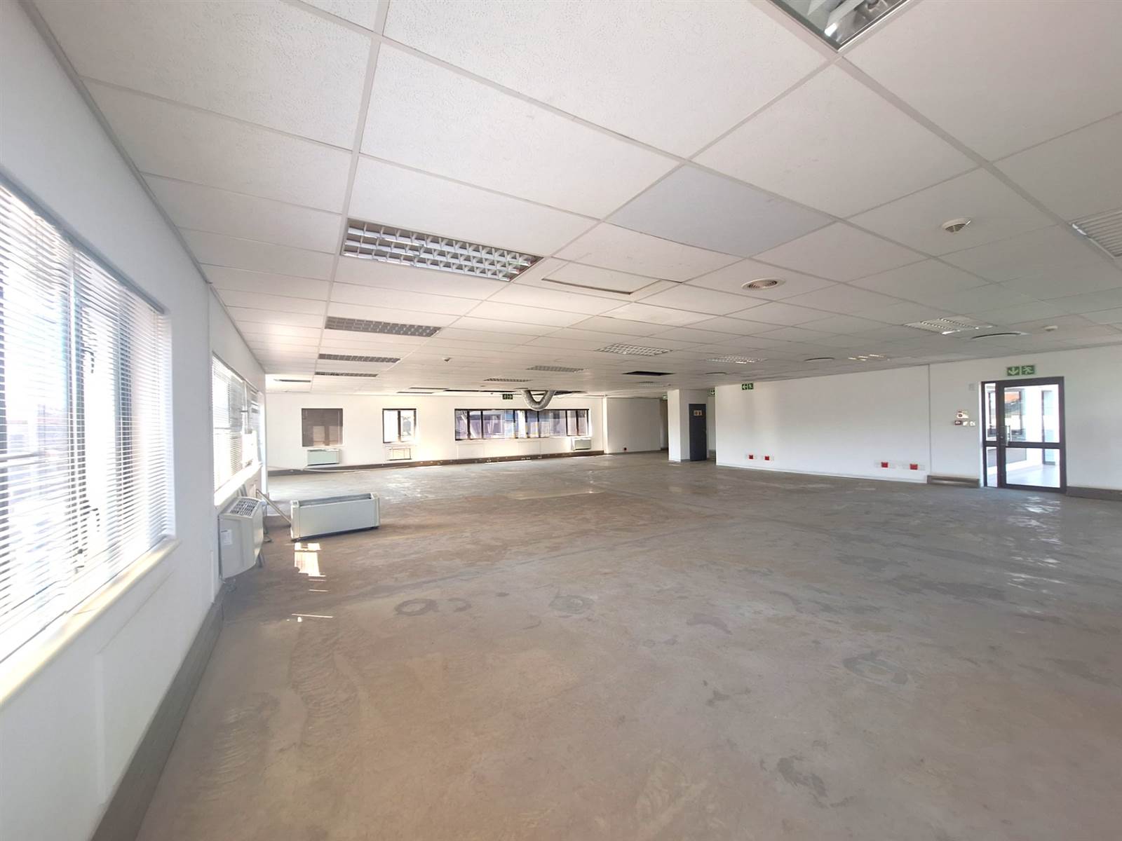 308  m² Office Space in Centurion CBD photo number 16