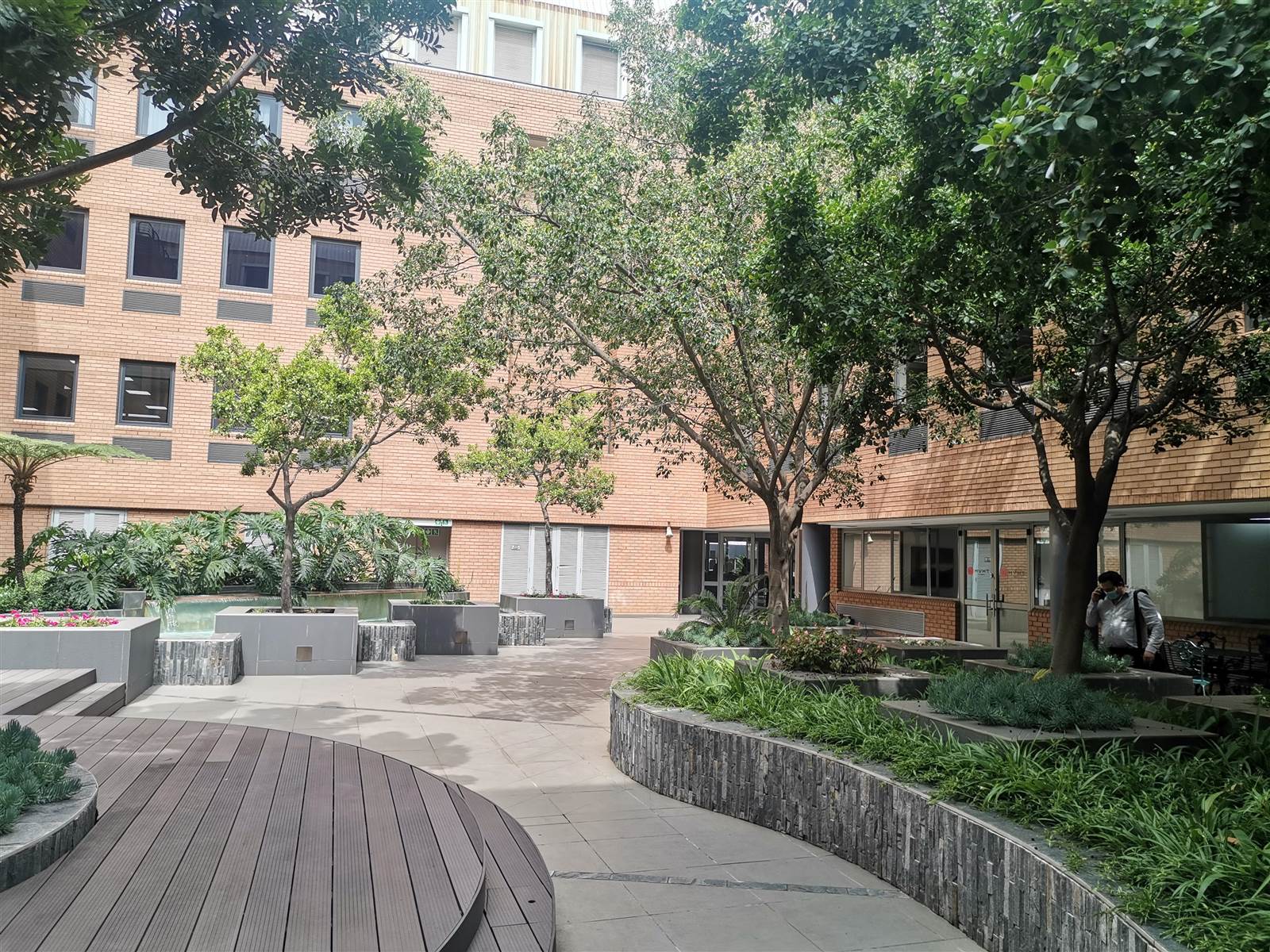 145  m² Commercial space in Rosebank photo number 21