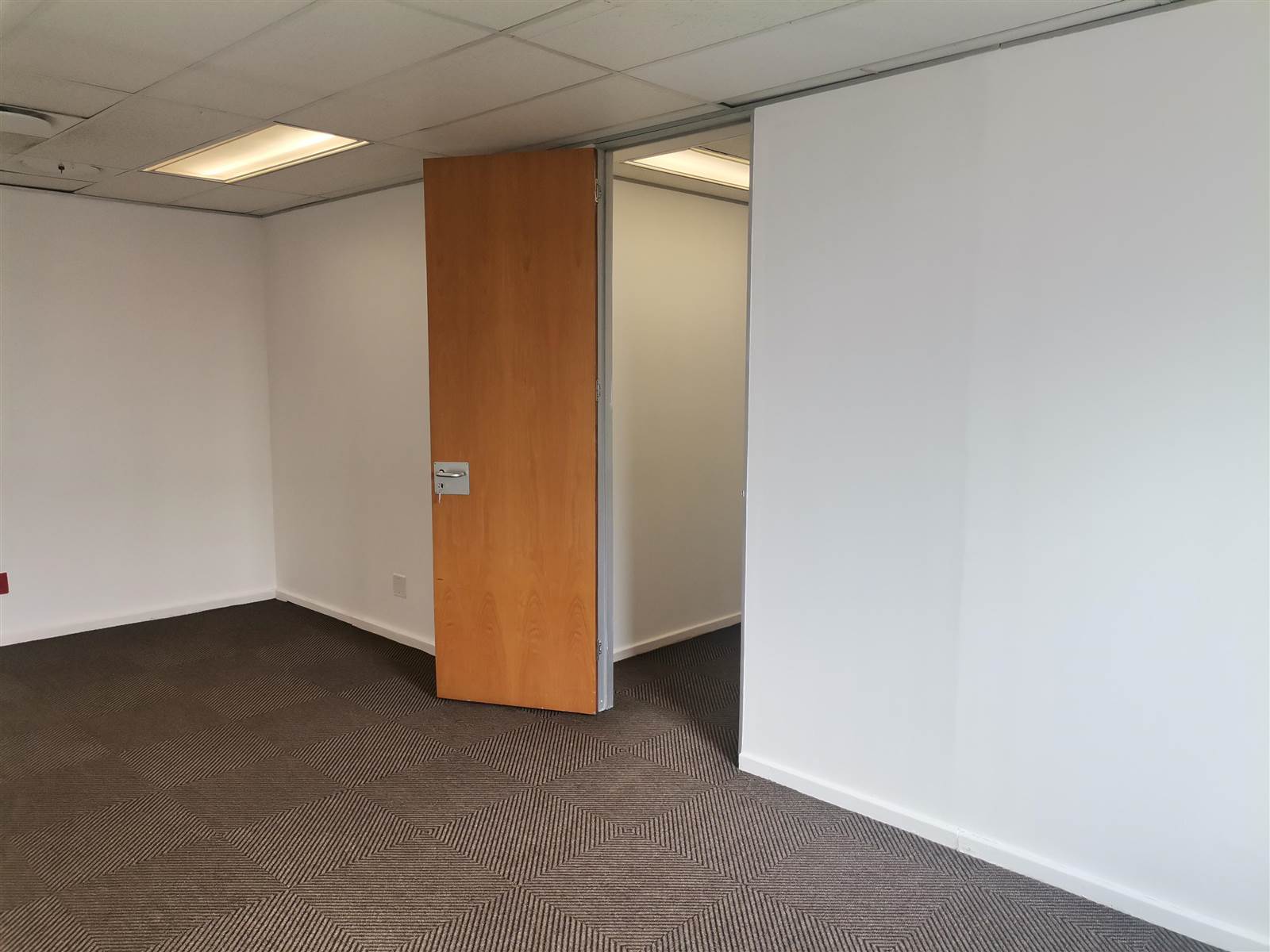 145  m² Commercial space in Rosebank photo number 17