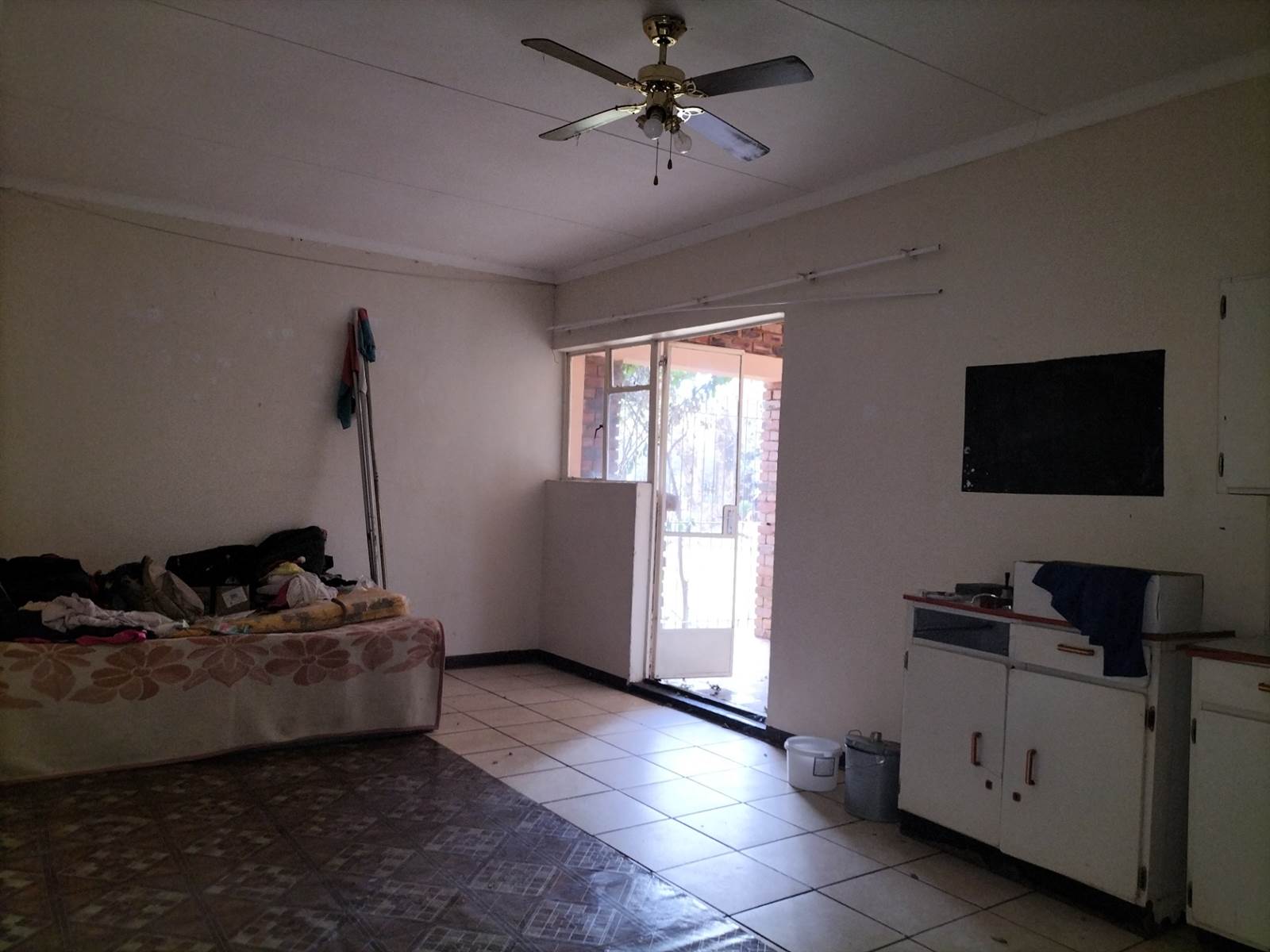 3 Bed House in Vaalpark photo number 6