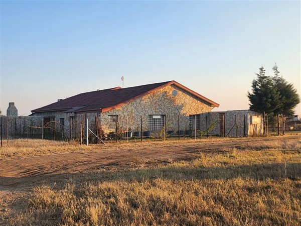 4 Bed House in Mafikeng