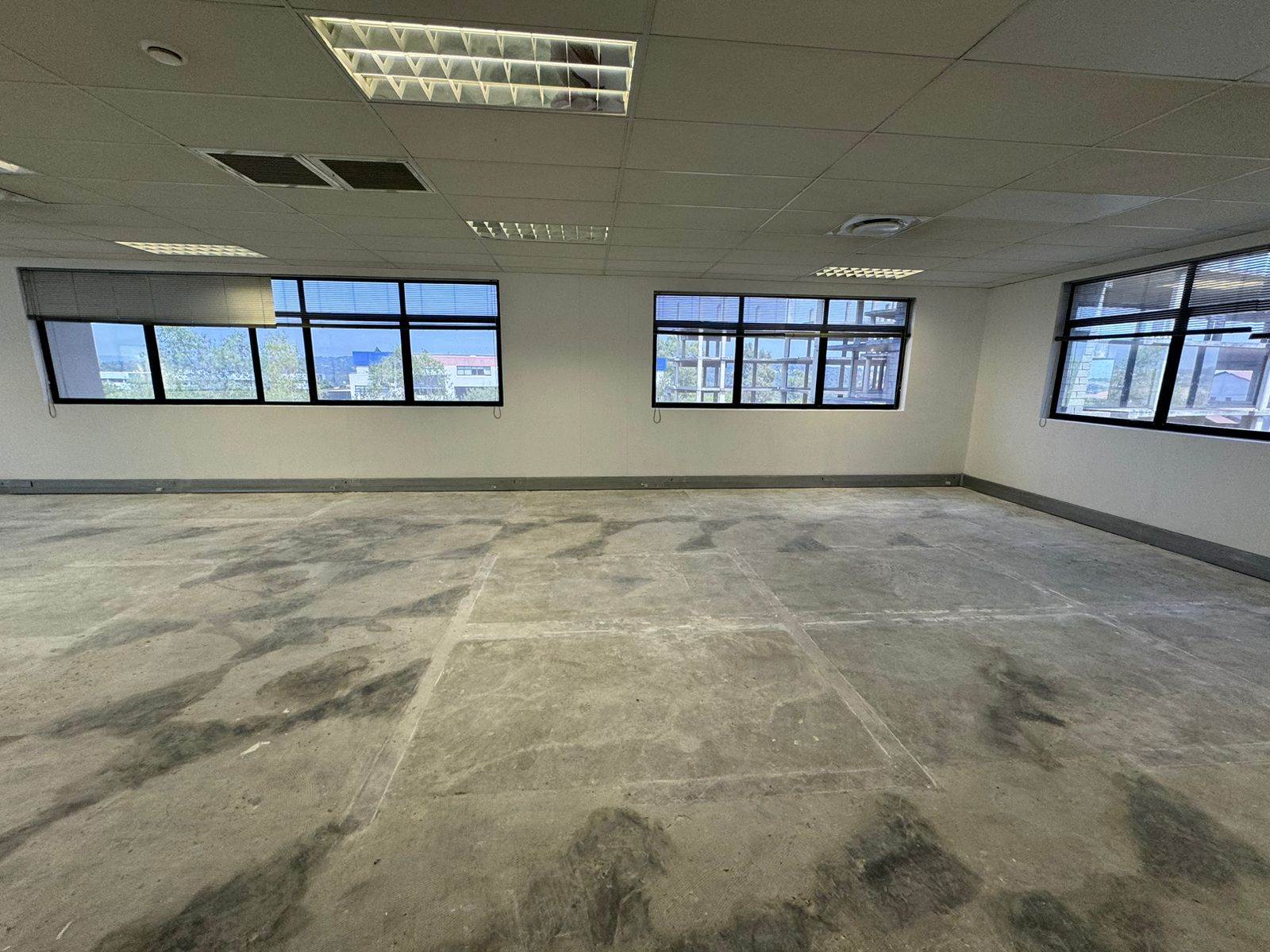 327  m² Commercial space in Sunninghill photo number 16