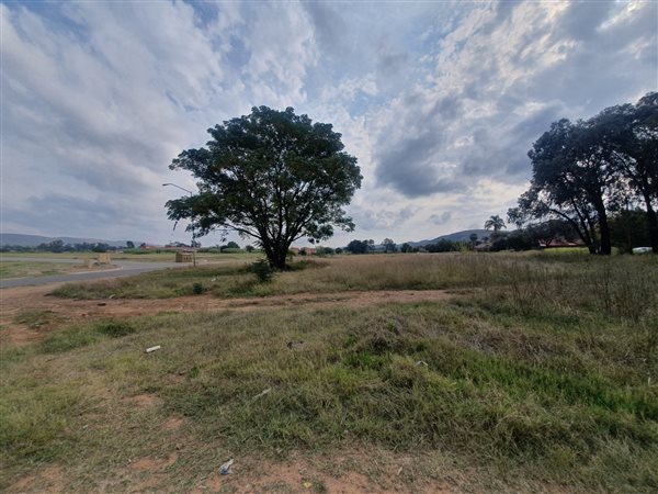 8224 m² Land available in Suiderberg