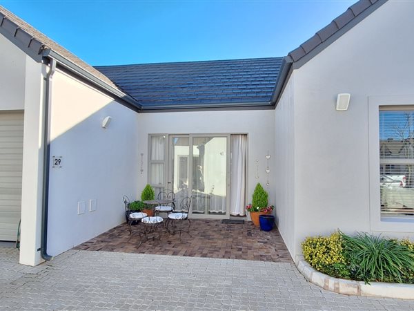 2 Bedroom Townhouse