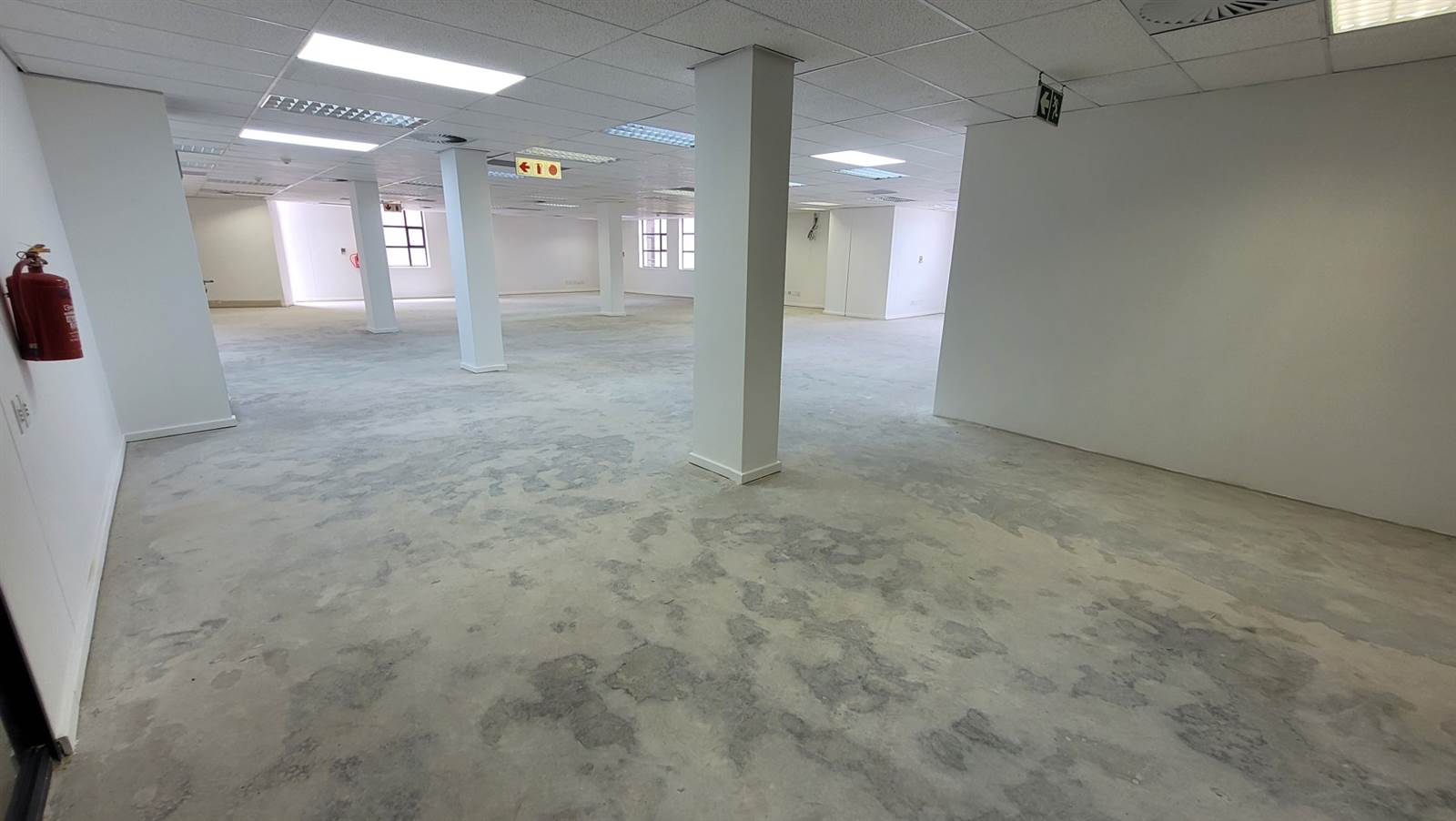 342  m² Office Space in Brooklyn photo number 3