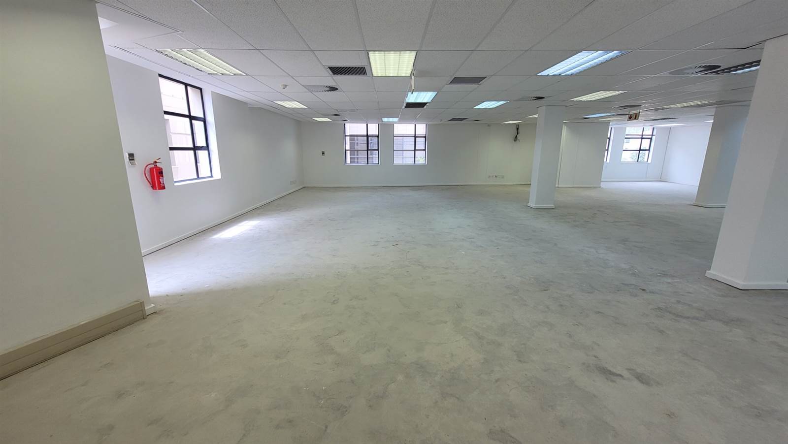342  m² Office Space in Brooklyn photo number 6