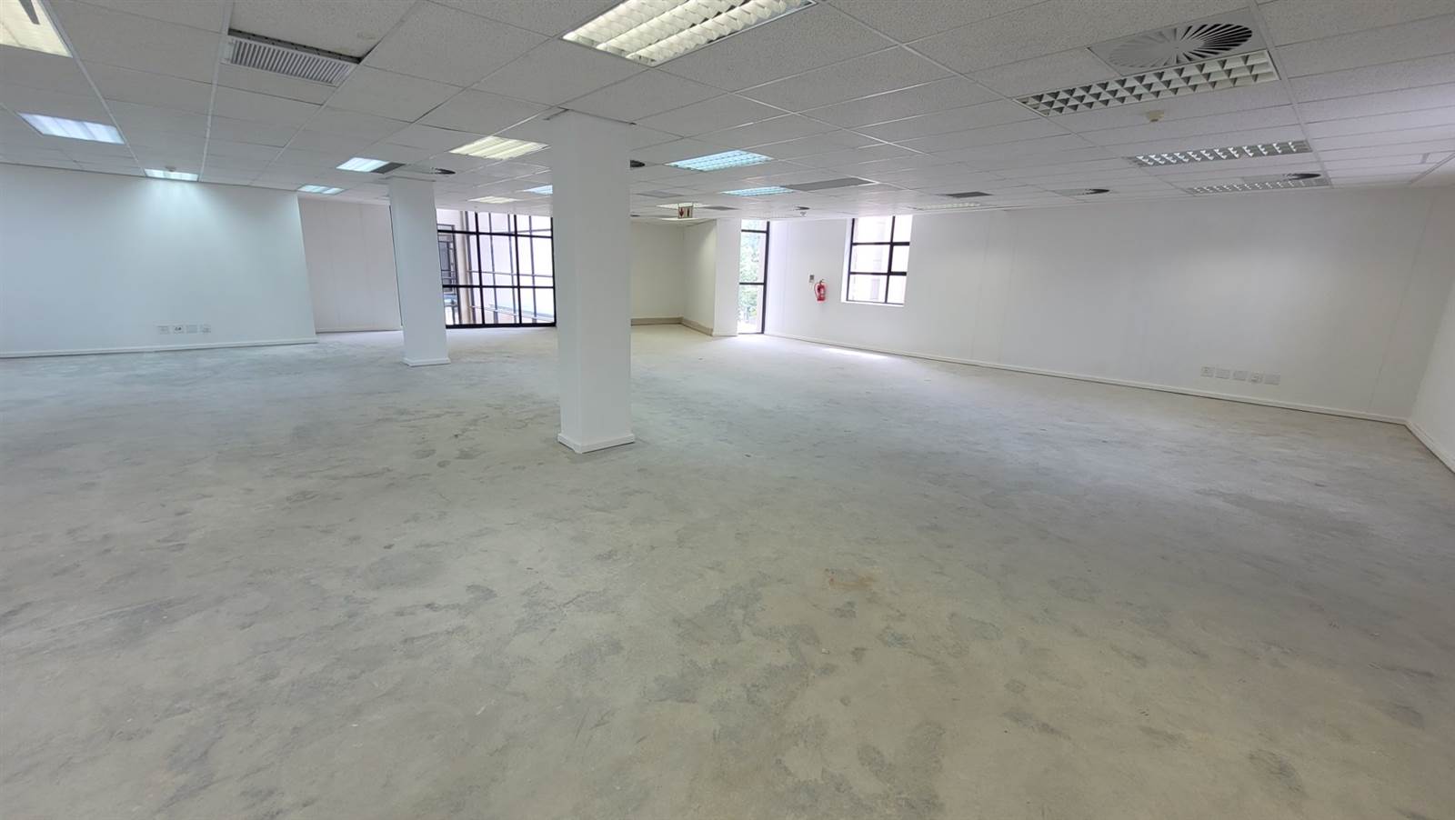 342  m² Office Space in Brooklyn photo number 9