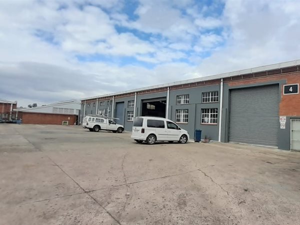 2 675  m² Industrial space