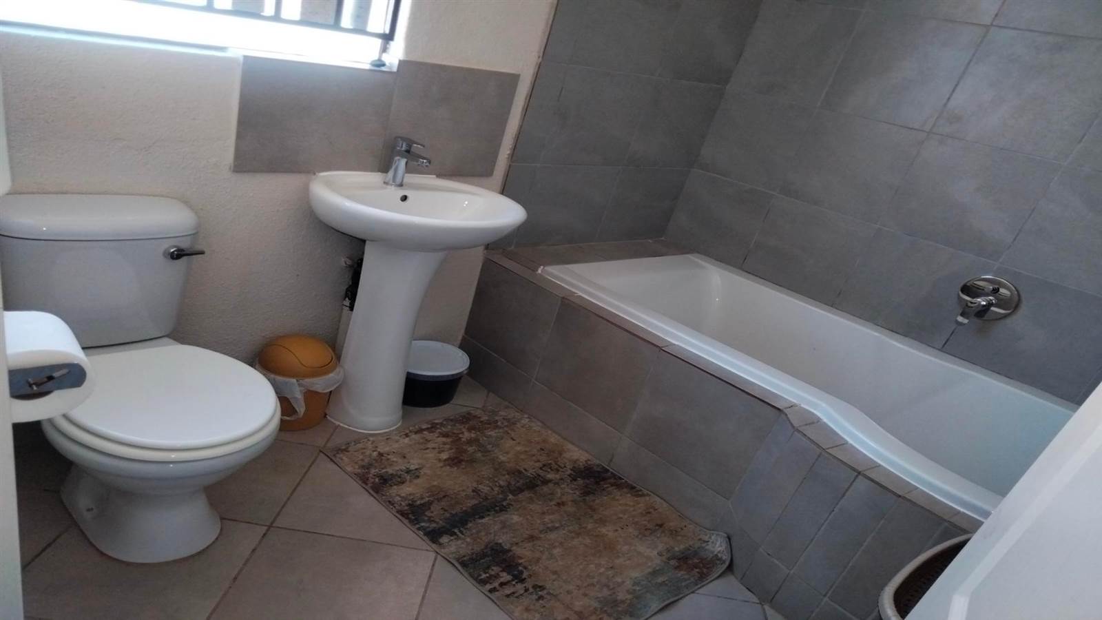3 Bed House in Benoni CBD photo number 11