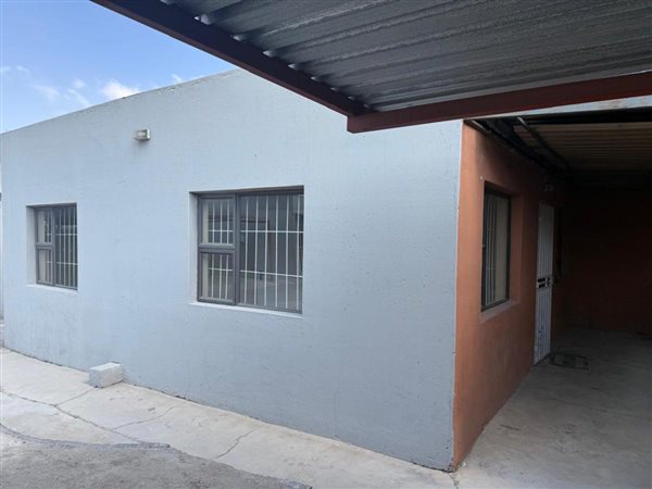 2 Bedroom House 2 Bedroom House