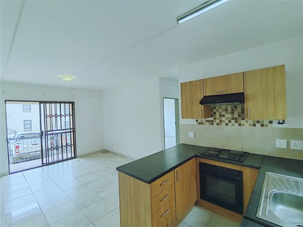 2 Bed Apartment in Grobler Park