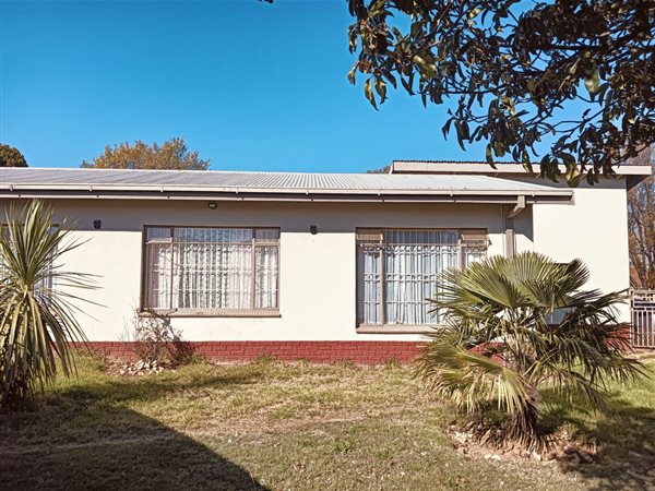 3 Bedroom House 3 Bedroom House