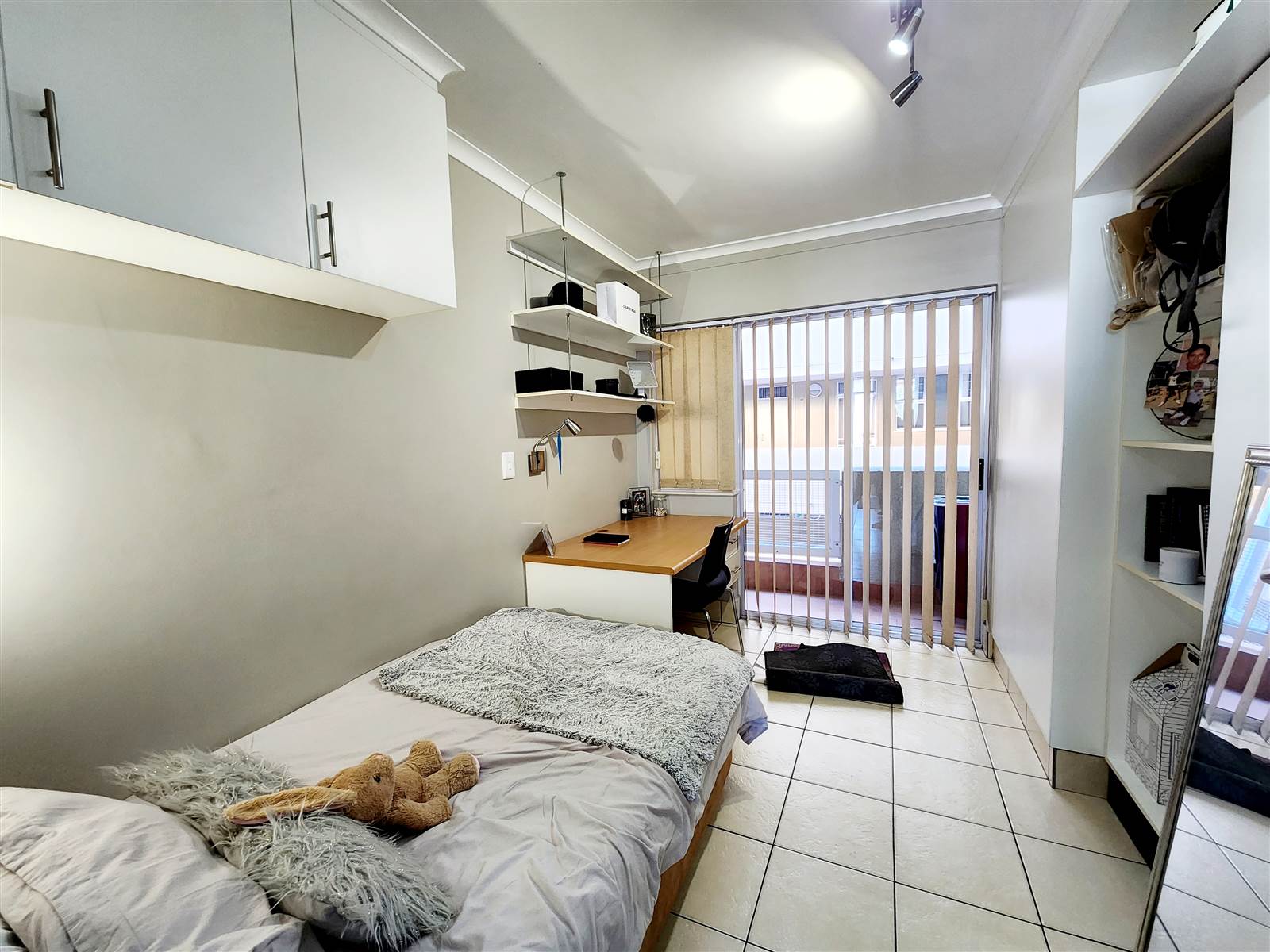 2 Bed Apartment in Universitas photo number 3