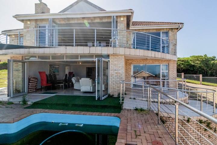 4 Bed House in Cintsa photo number 23