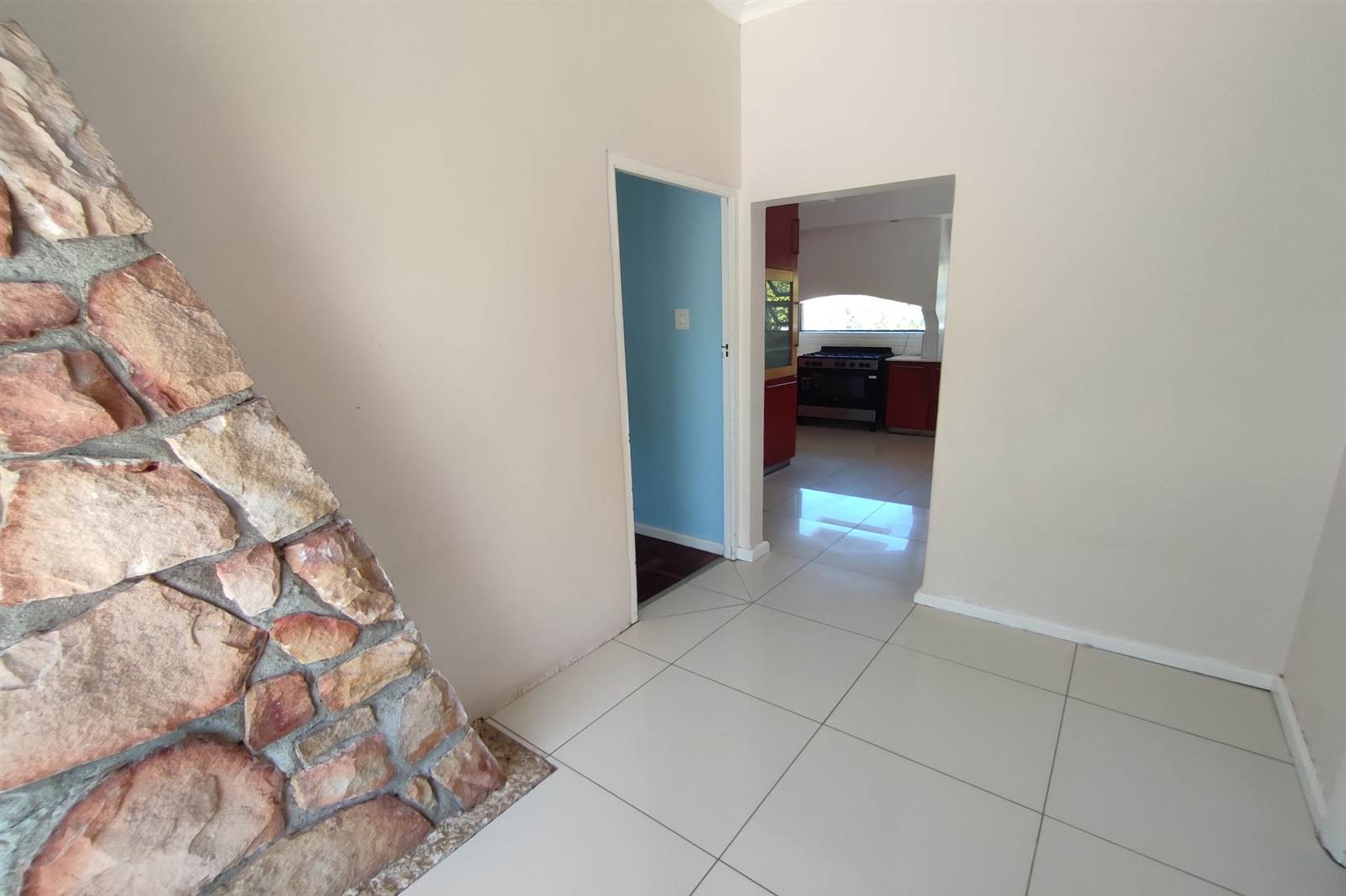 5 Bed House in Milnerton photo number 14