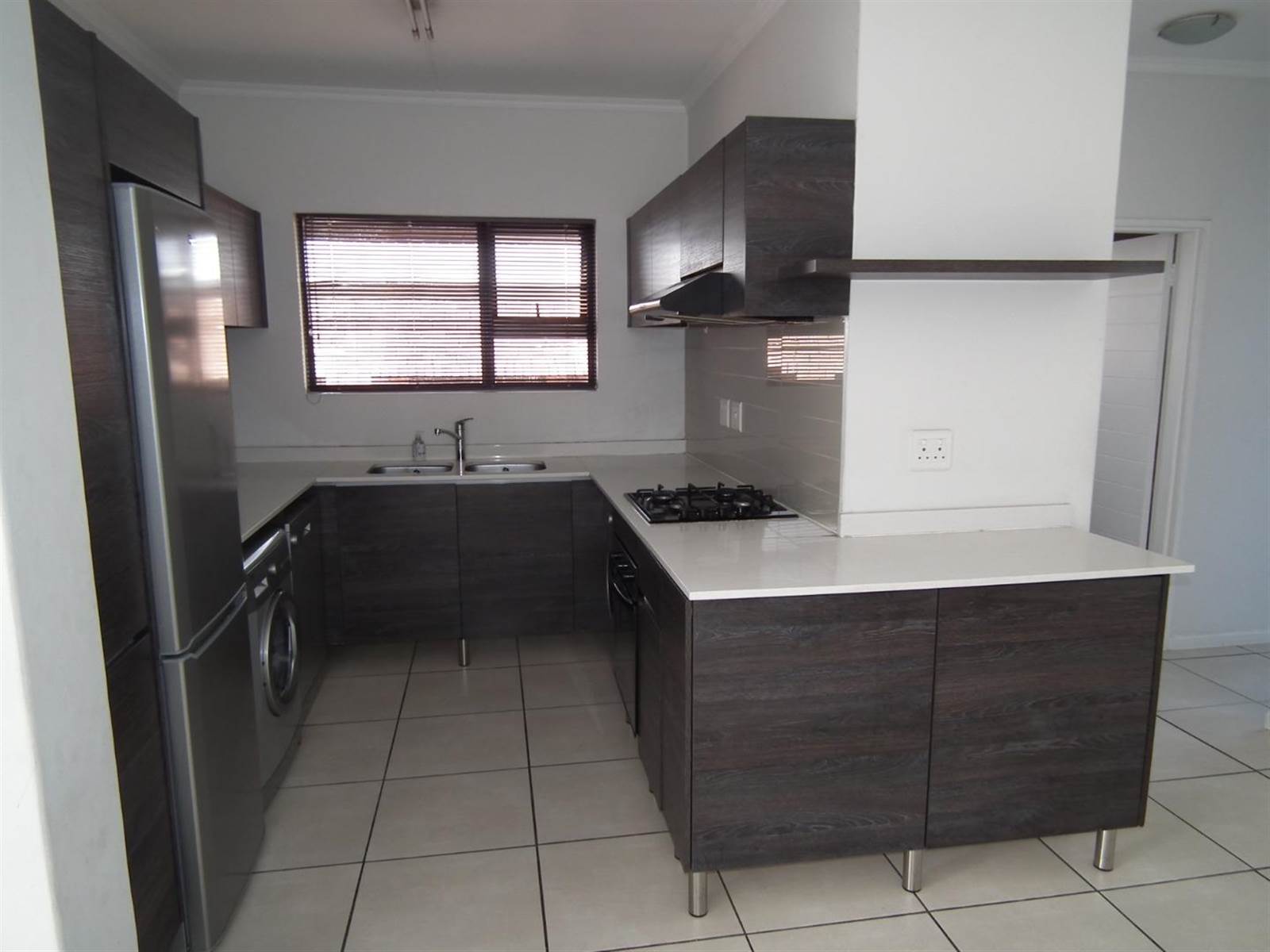 3 Bed Townhouse in Olivedale photo number 17