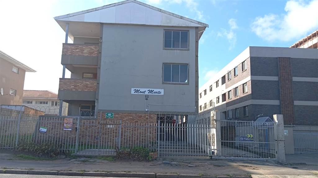 1 Bed Apartment in Southernwood photo number 9
