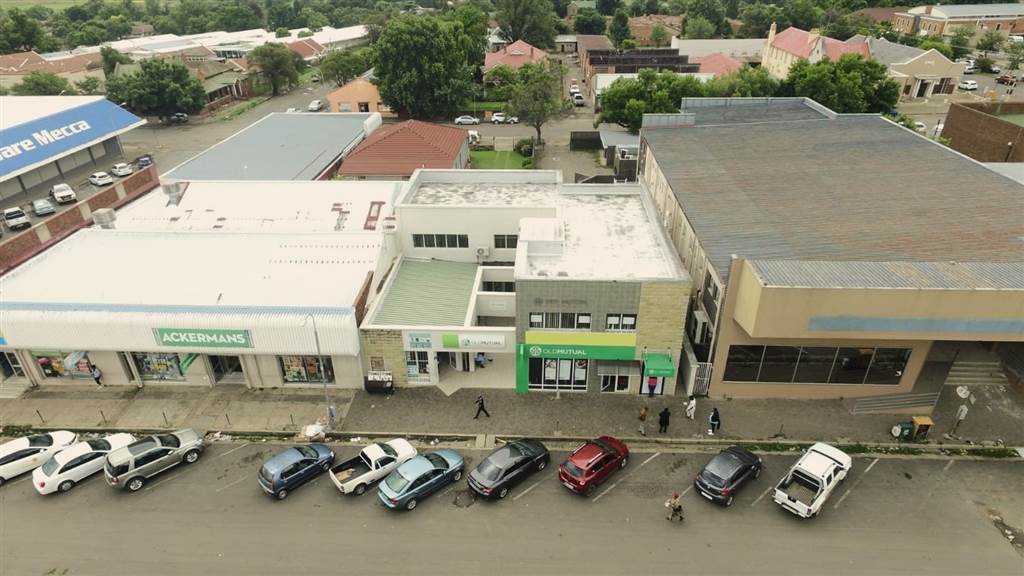 433.18  m² Commercial space in Harrismith photo number 9