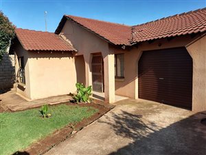 2 Bed House in Vosloorus