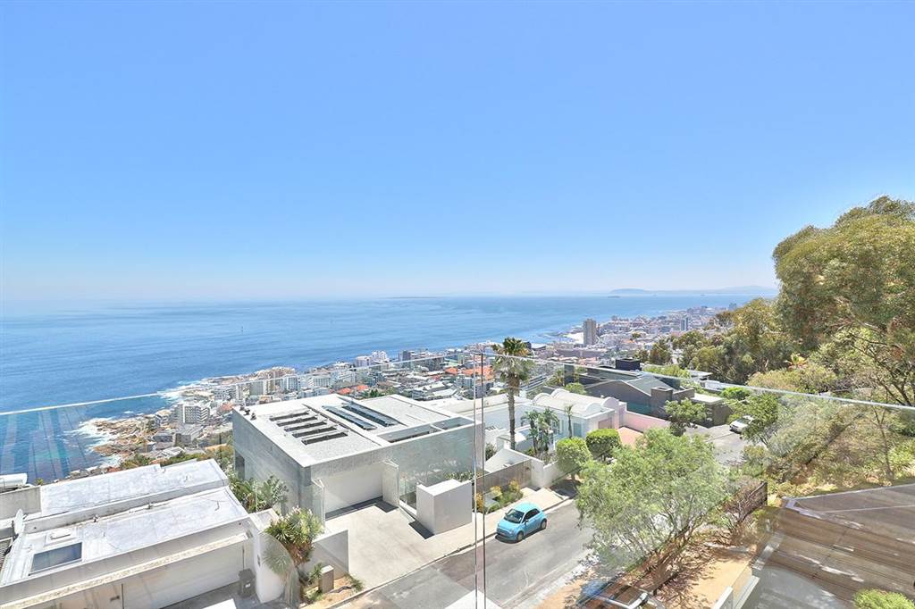 3 Bed House in Bantry Bay photo number 15