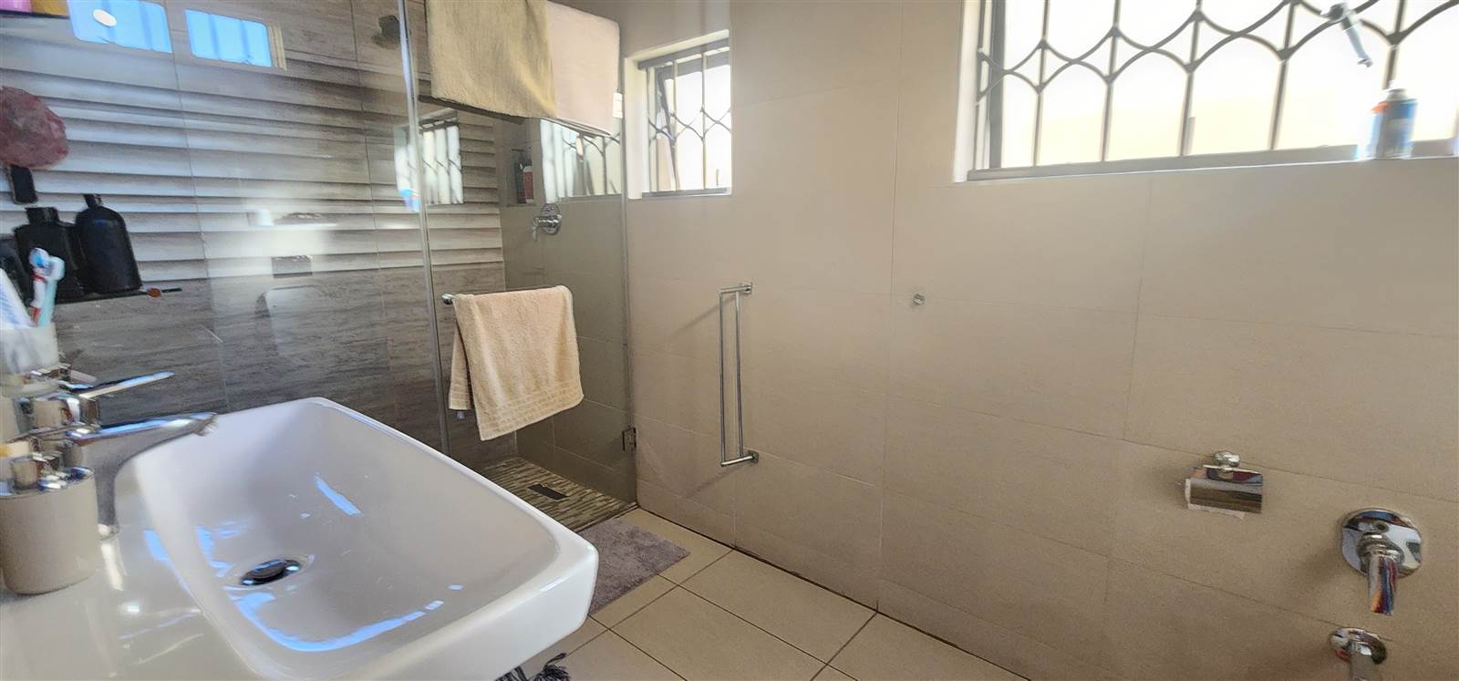 4 Bed House in Laudium photo number 21