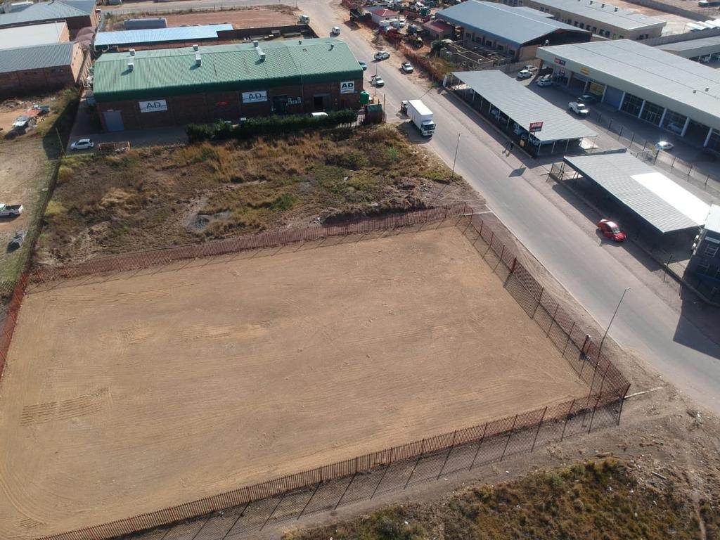 2160 m² Land available in Mafikeng photo number 9