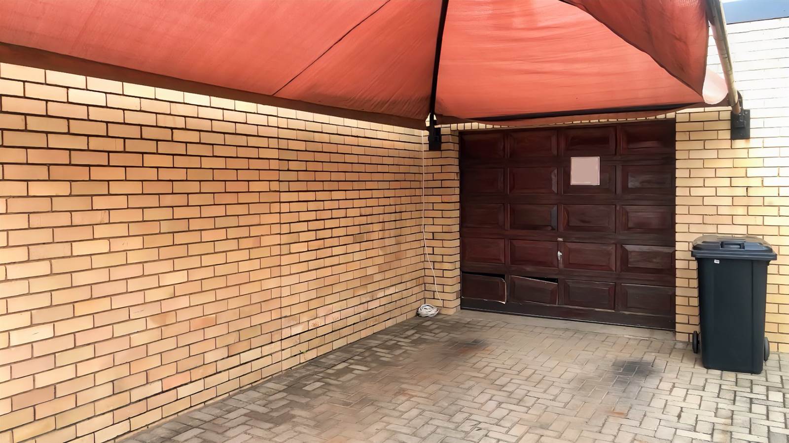 2 Bed Townhouse in Polokwane Central photo number 15