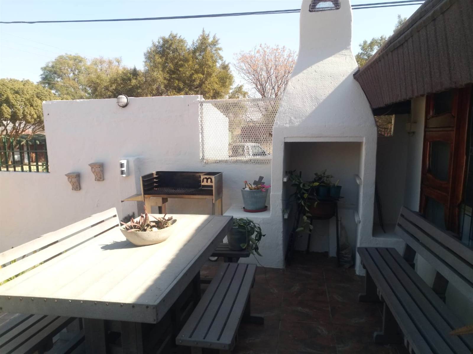 3 Bed Townhouse in Bronkhorstbaai photo number 2