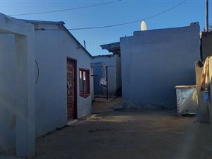 4 Bed House in Bram Fisherville