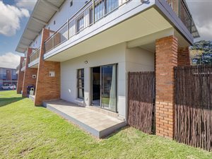 2 Bed Apartment in Rynfield