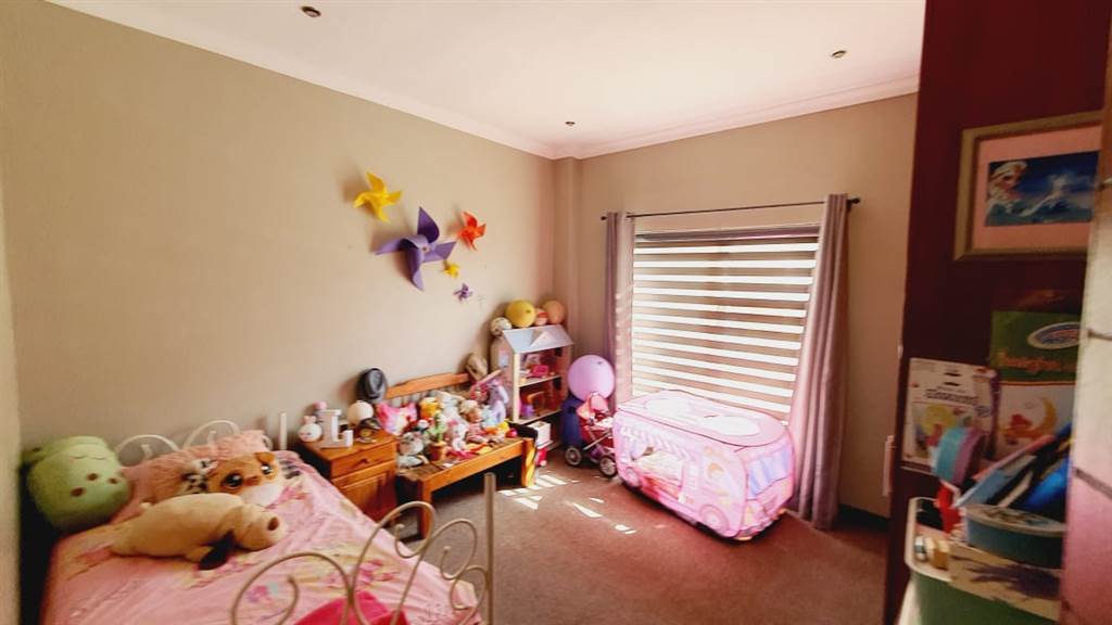 3 Bed House in Midstream Estate photo number 17