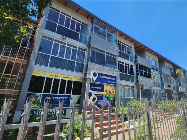 90  m² Commercial space in Nelspruit Central