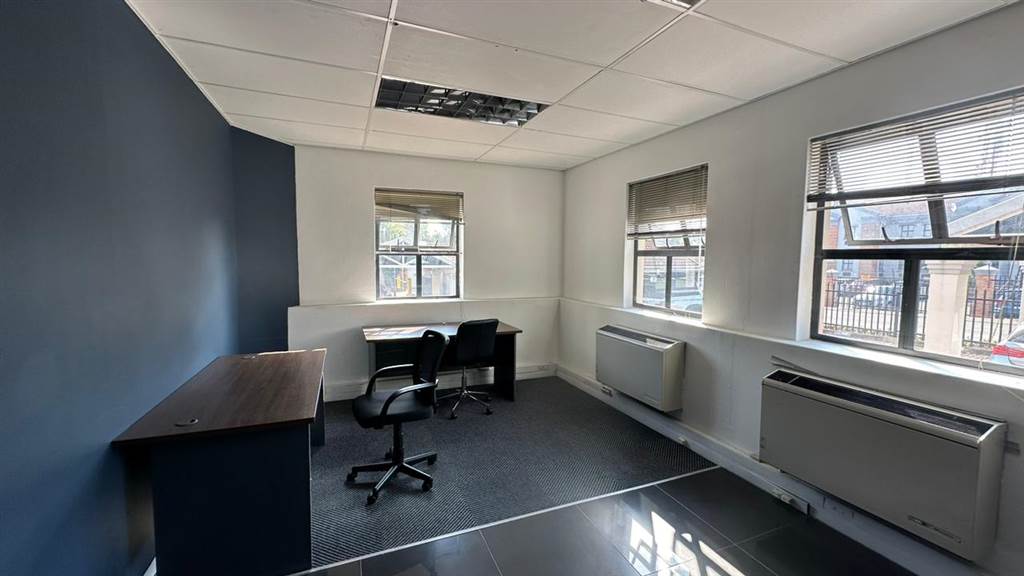 80  m² Commercial space in Highveld photo number 4