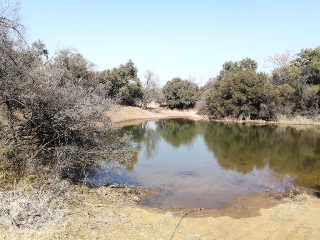 9 ha Land available in Rustenburg Rural photo number 3