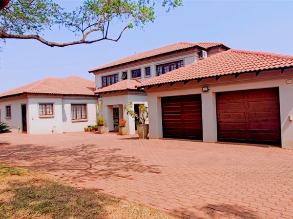 7 Bedroom House