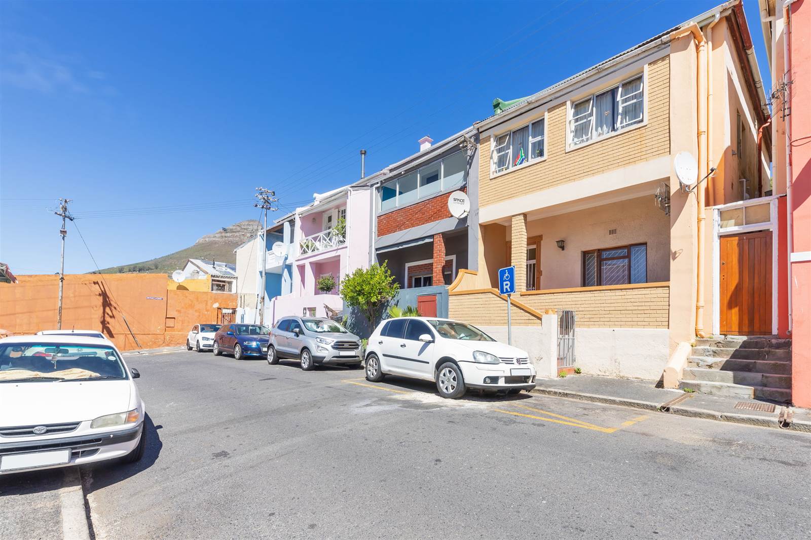 3 Bed House in Bo-Kaap photo number 8