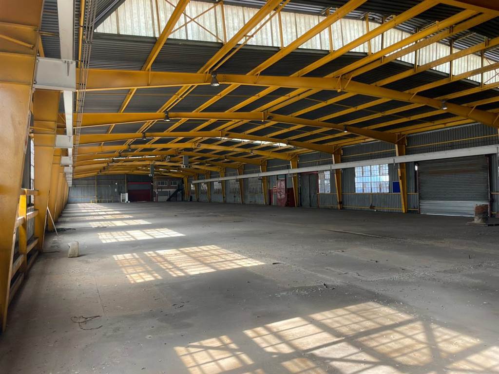 10000  m² Industrial space in Alrode photo number 10