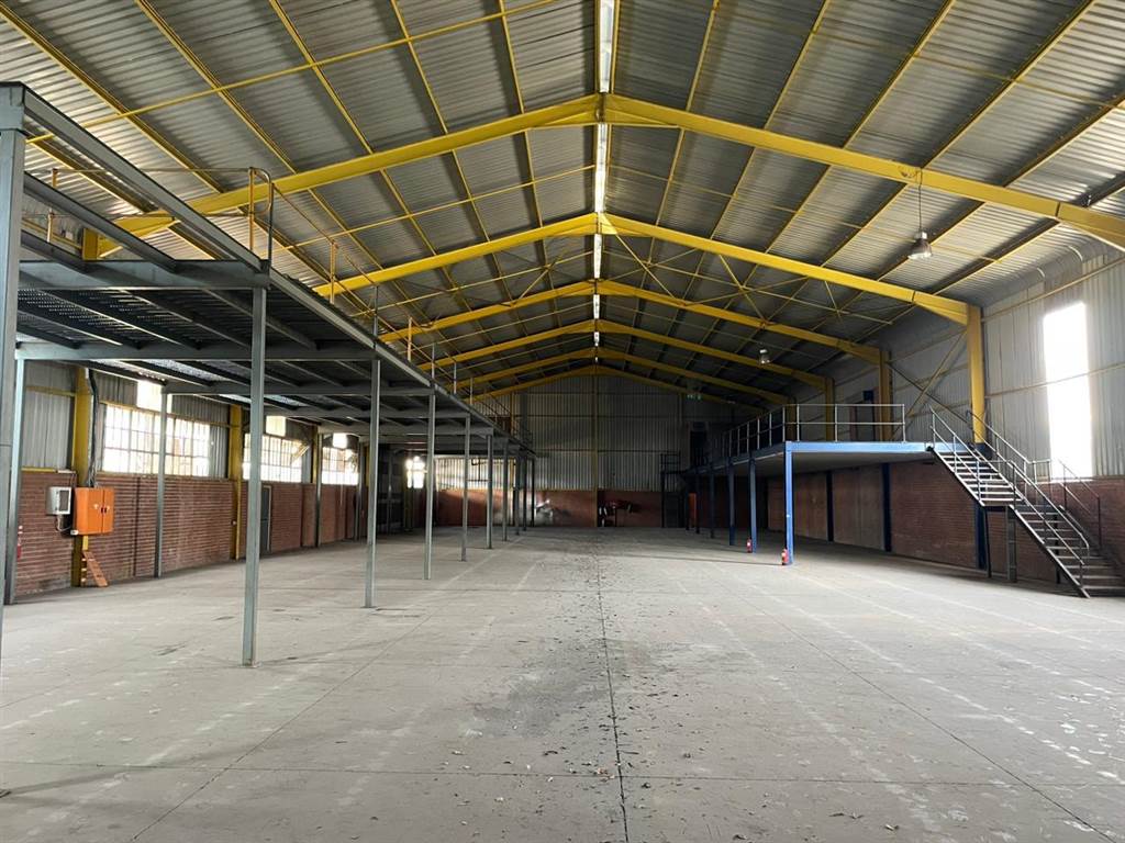 10000  m² Industrial space in Alrode photo number 23