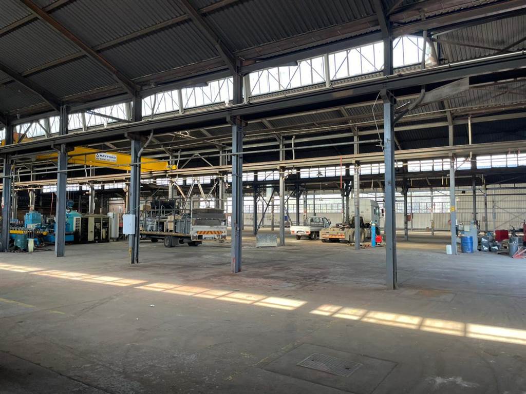10000  m² Industrial space in Alrode photo number 17