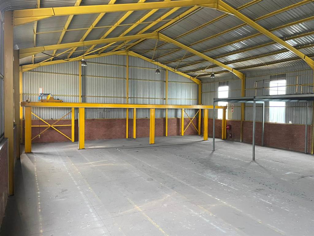 10000  m² Industrial space in Alrode photo number 6