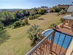 6 Bed House in Mooikloof Heights