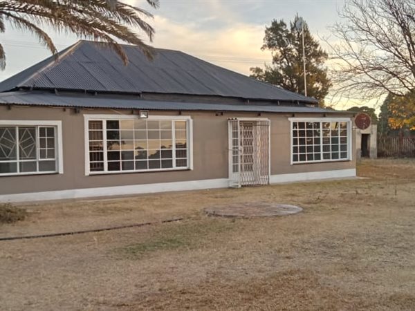 10.2 ha Farm in Bloemfontein Rural