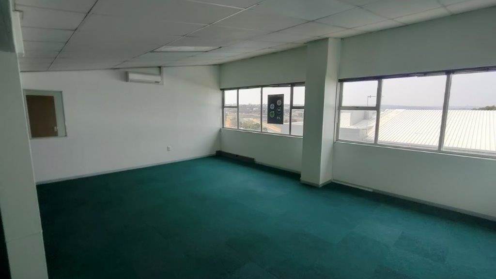 367  m² Commercial space in Kyalami photo number 20