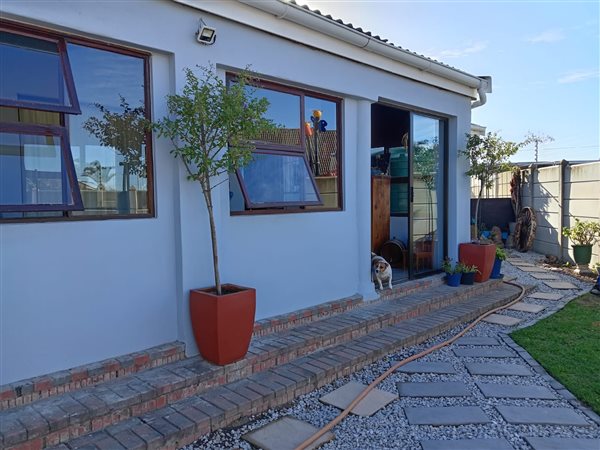 3 Bedroom House 3 Bedroom House
