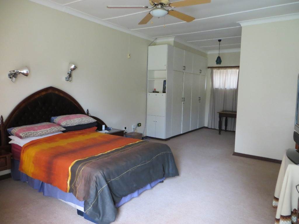 4 Bed House in Carletonville photo number 23