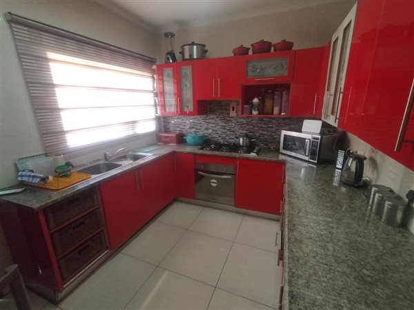 3 Bedroom House 3 Bedroom House