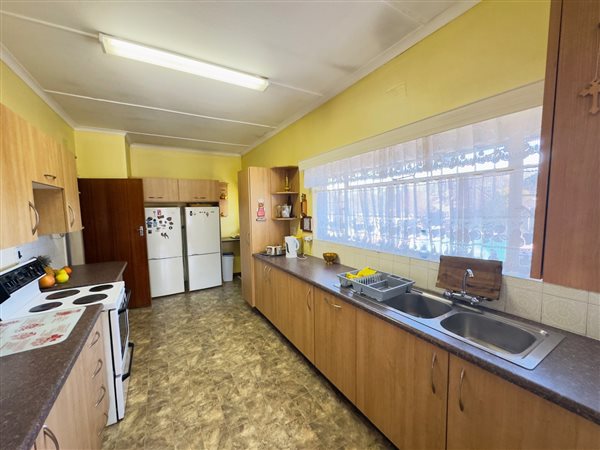 3 Bedroom House 3 Bedroom House